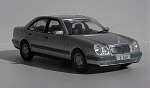 MERCEDES BENZ E320  1995 (Altaya) (1)