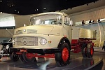 Mercedes Benz L 338