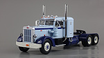 Peterbilt 350 towing vehicle 1952  (IXO MODELS) 1\43