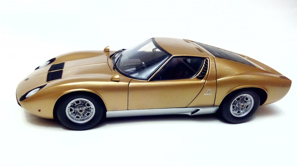 Kyosho Lamborghini Miura P400 1/18 - DiecastSociety.com