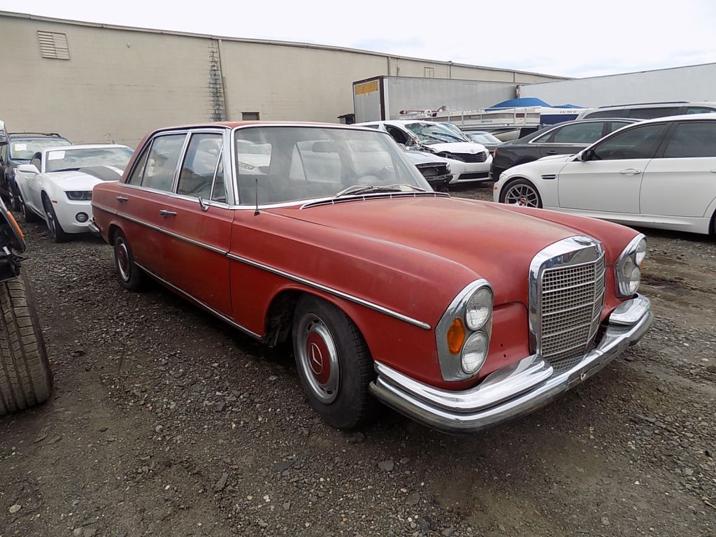 Mercedes 300SEL W1096 3.5 (euro) 1971 