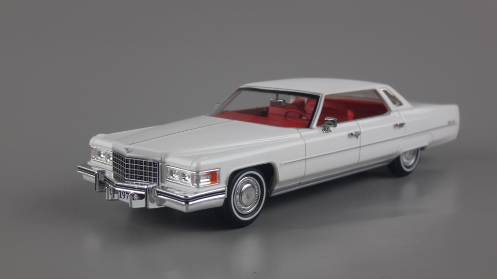 Cadillac Sedan Deville 1976 (Stamp Models) 1\43