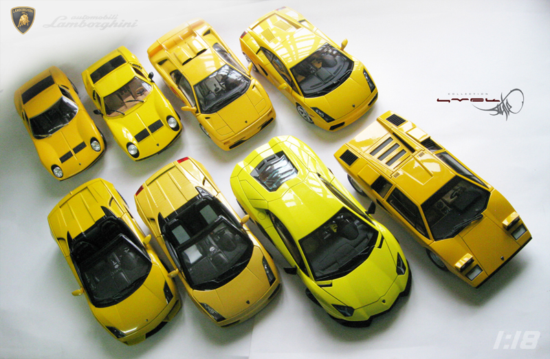 Yellow Lambo 1/18