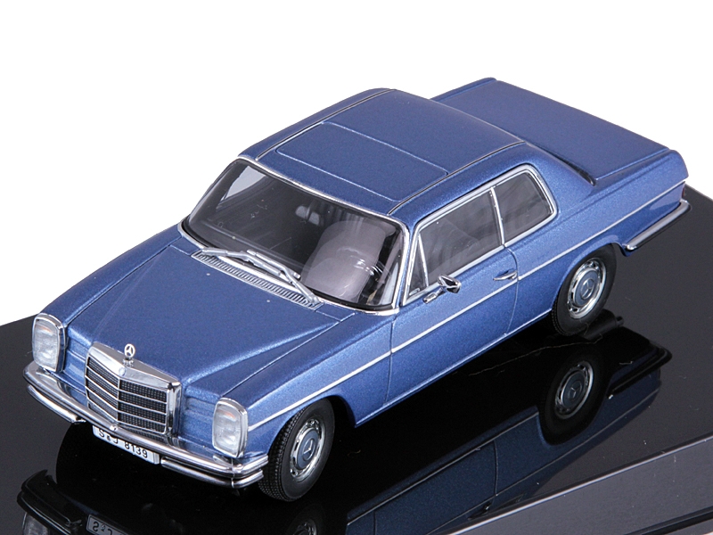 Mercedes-Benz /8 280C Coupe (1972) Blue

: AutoArt

   2017.    

      = 3 500 .