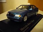 Mercedes-Benz C-CLASS W202 1997 Blue metallic (Minichamps).