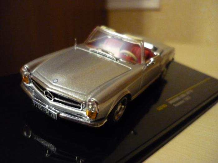 Mercedes-Benz 230SL W113 IXO